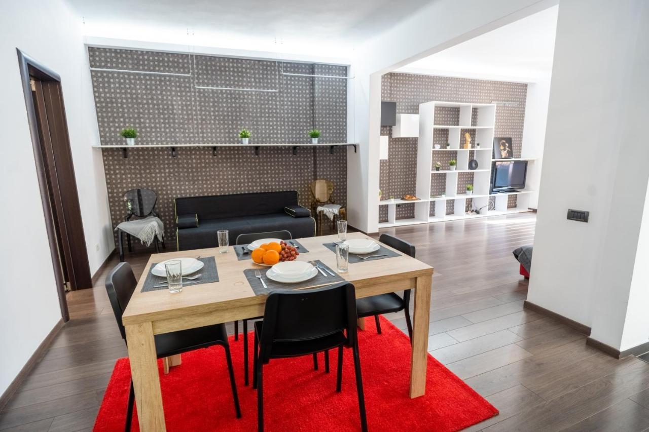 Cozy & Spacious Flat Near Victoriei Square Bucarest Extérieur photo
